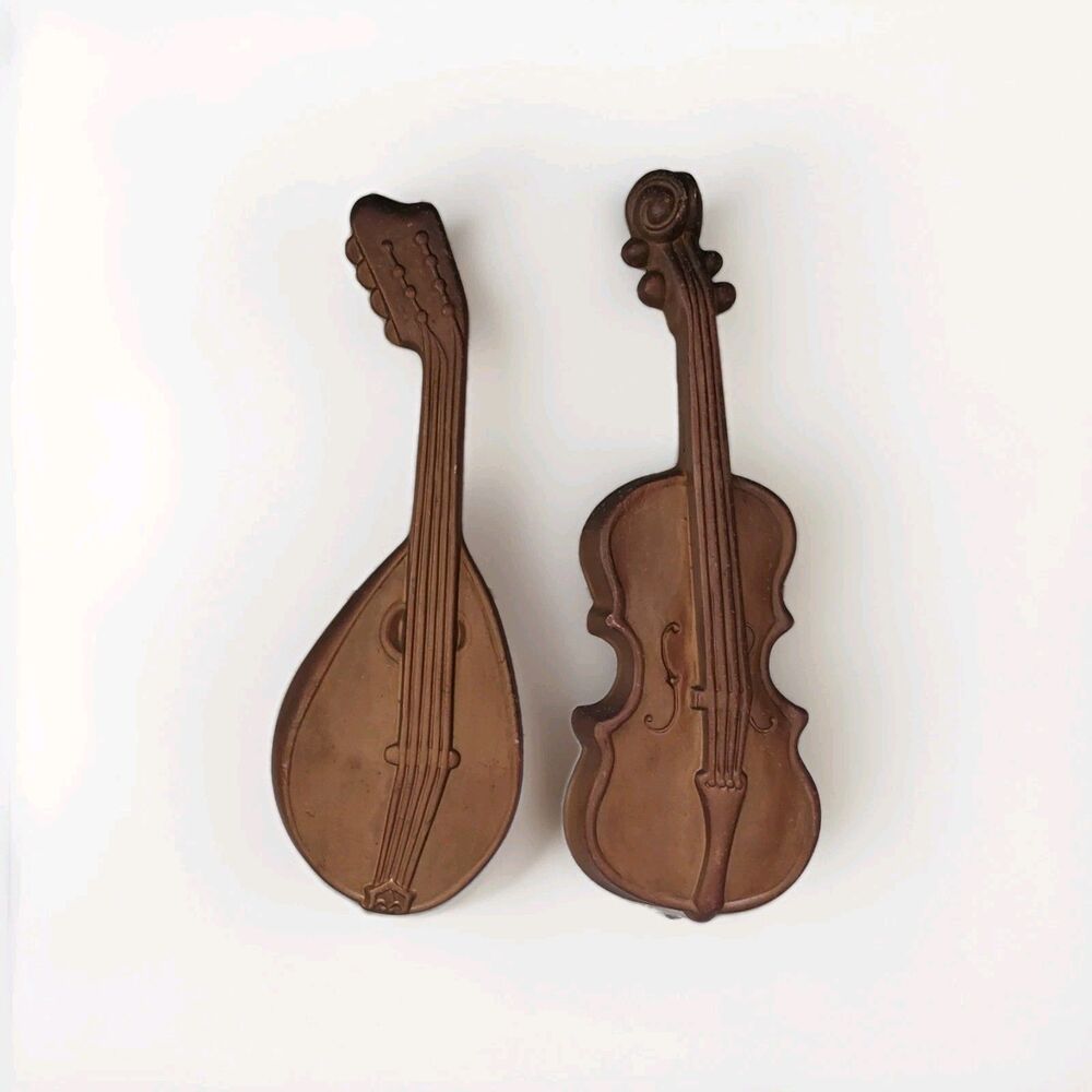 Vintage Royal Stamped Metal Violin and Mandolin Instruments Wall Hangings Decor